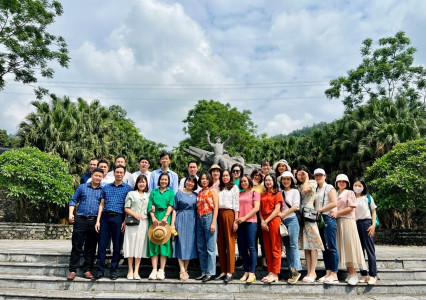 CHÀO MỪNG NGÀY SINH CỦA BÁC, NGÀY 18 THÁNG 5 NĂM 2022 CHI BỘ GIẢNG VIÊN KHOA QUẢN LÝ ĐẤT ĐAI ĐÃ TỔ CHỨC CHUYẾN ĐI VỀ NGUỒN